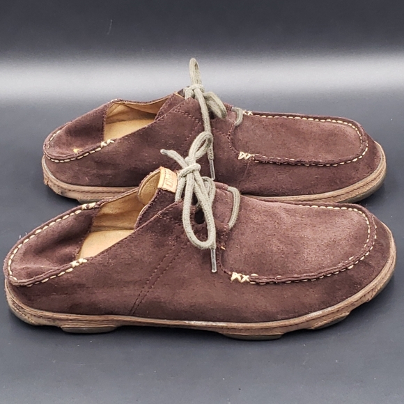 *SOLD *Olukai Ohana Nubuck lace up, or slip on, your choice, casual mens - Picture 4 of 12